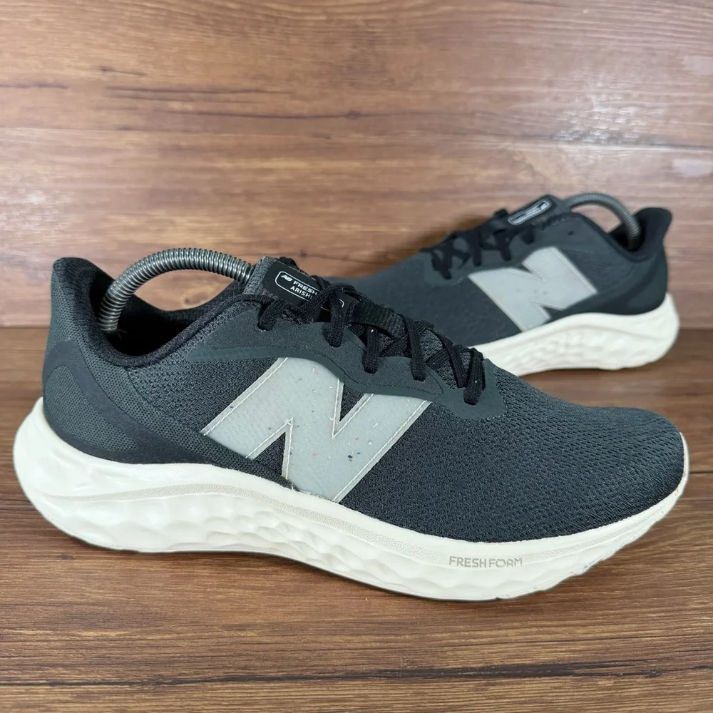 New Balance Fresh‎ Foam Arishi V4 Running Shoes Men’s Size 9 Athletic Sneakers